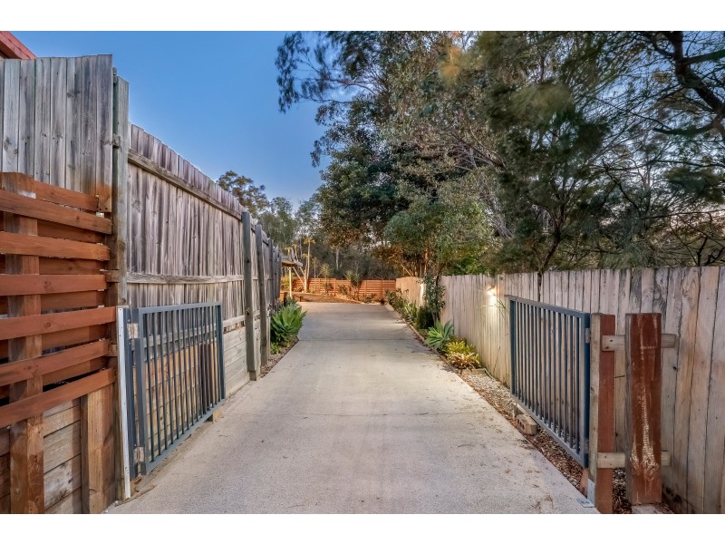 2/59 Lexington Drive, Worongary QLD 4213