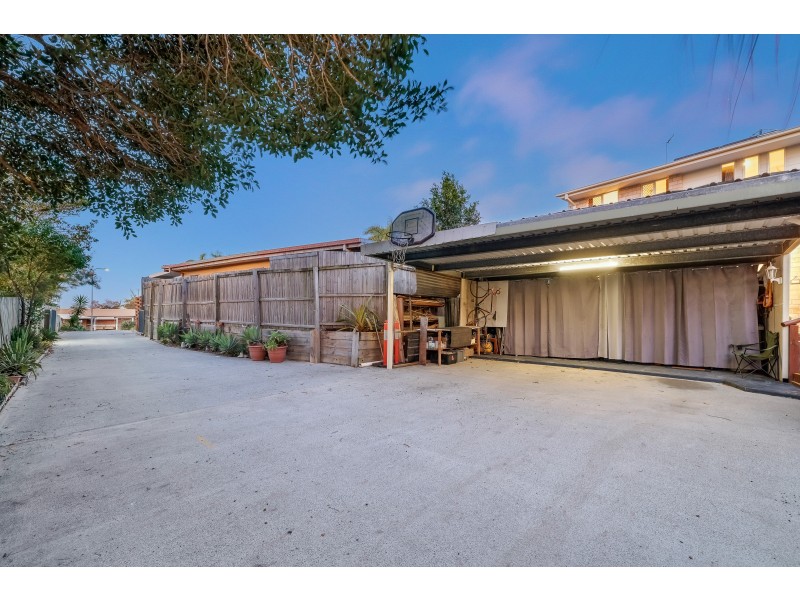 2/59 Lexington Drive, Worongary QLD 4213