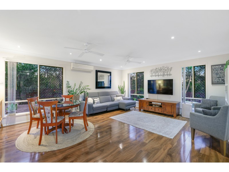 2/59 Lexington Drive, Worongary QLD 4213