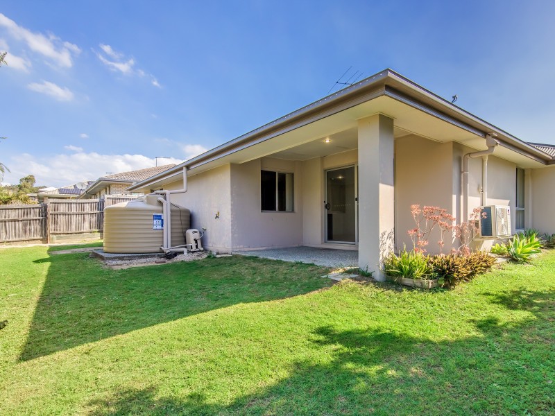 28 Hanover Drive, Pimpama QLD 4209