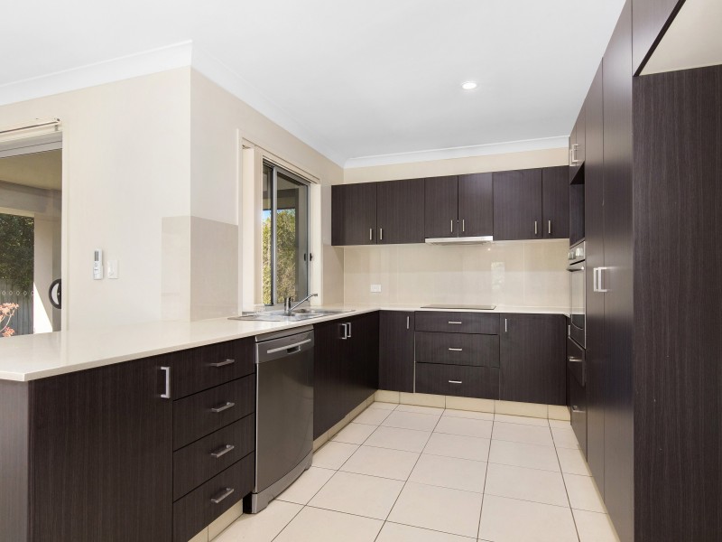 28 Hanover Drive, Pimpama QLD 4209