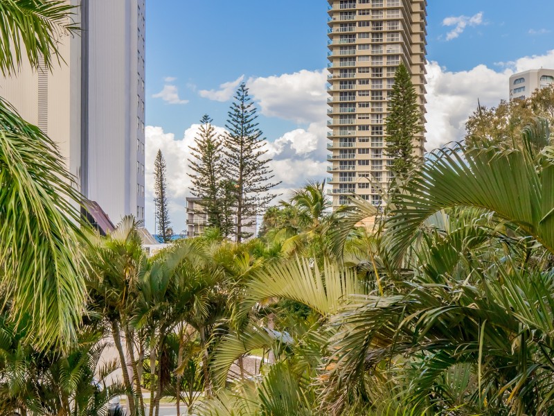 21/140 Ferny Avenue, Surfers Paradise QLD 4217
