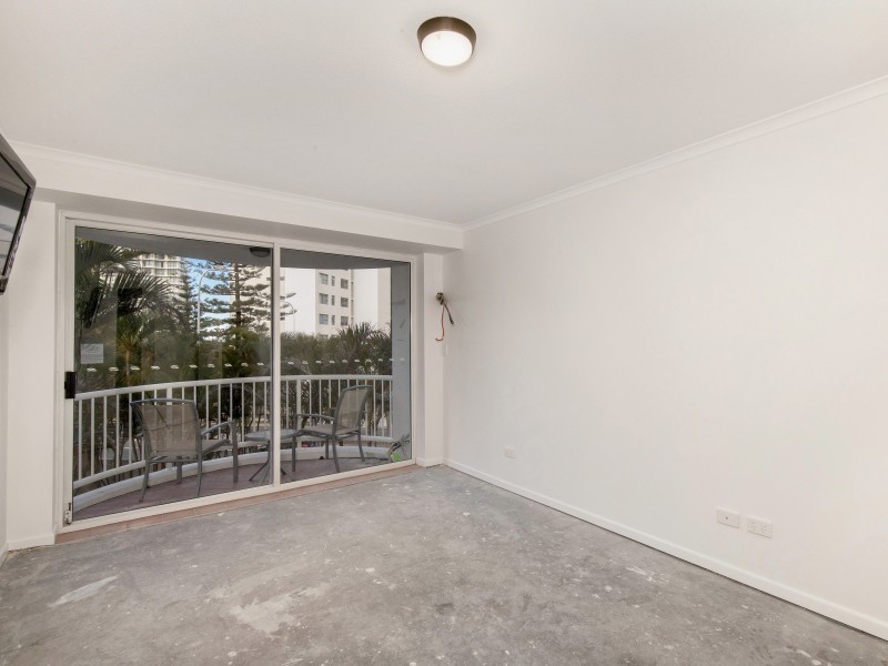 21/140 Ferny Avenue, Surfers Paradise QLD 4217
