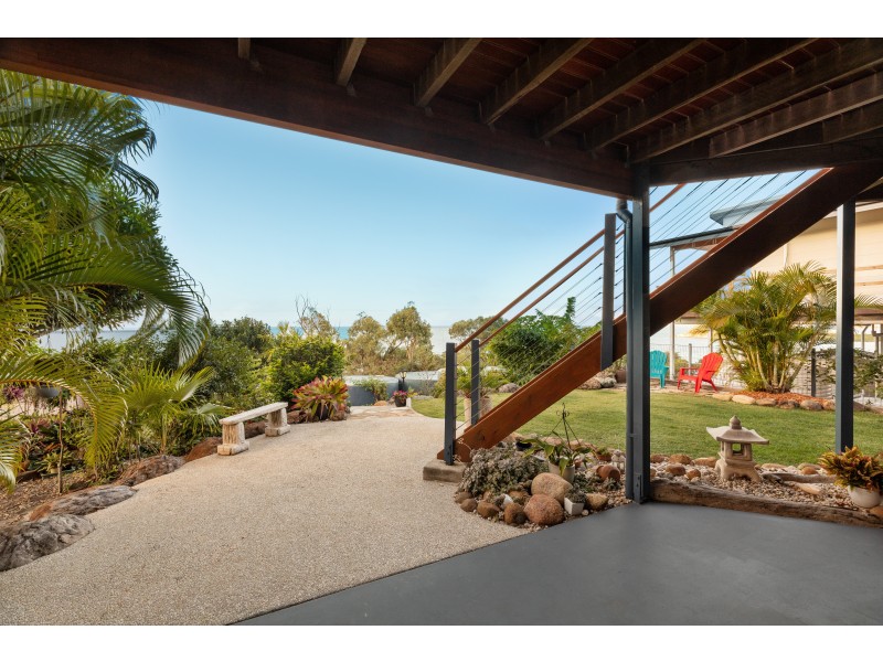 33 Blackcurrant Drive, Hideaway Bay QLD 4800