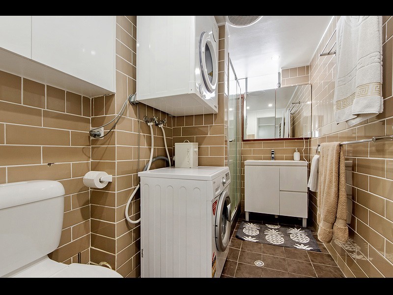 12/120 The Esplanade, Surfers Paradise QLD 4217