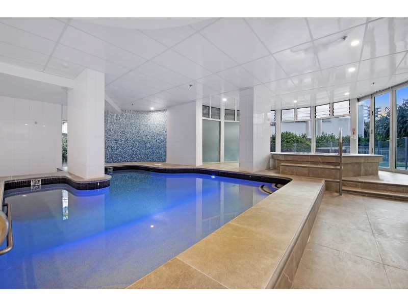 1004/20 Esplanade, Surfers Paradise QLD 4217