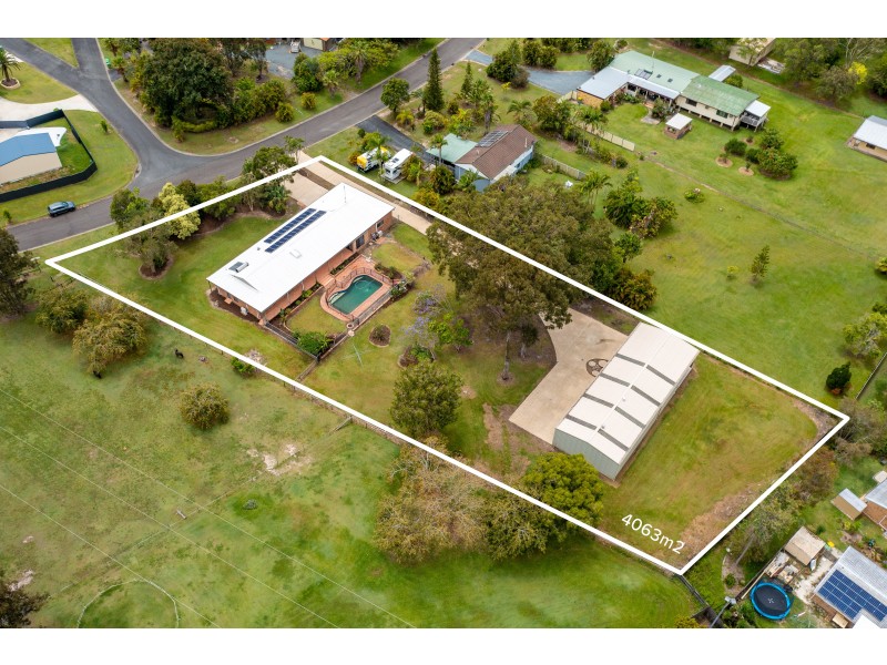 40 Oberon Way, Oxenford QLD 4210