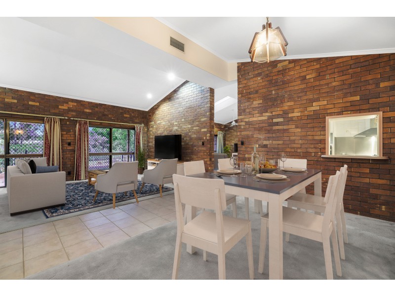 40 Oberon Way, Oxenford QLD 4210