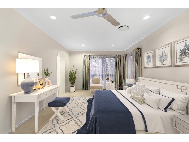 40 Oberon Way, Oxenford QLD 4210