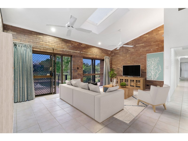 40 Oberon Way, Oxenford QLD 4210