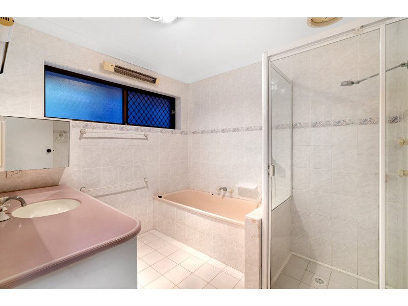 40 Oberon Way, Oxenford QLD 4210