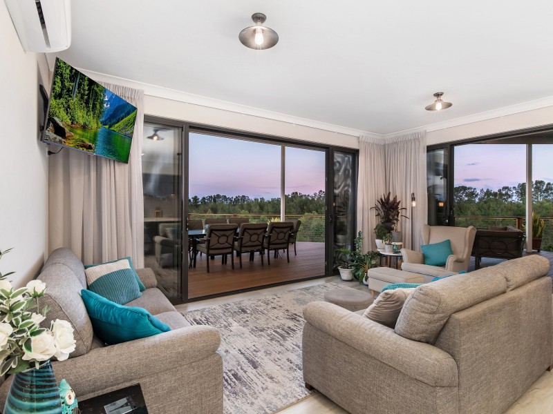 43 Whitsunday Circuit, Pimpama QLD 4209