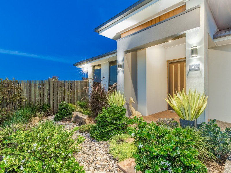 43 Whitsunday Circuit, Pimpama QLD 4209