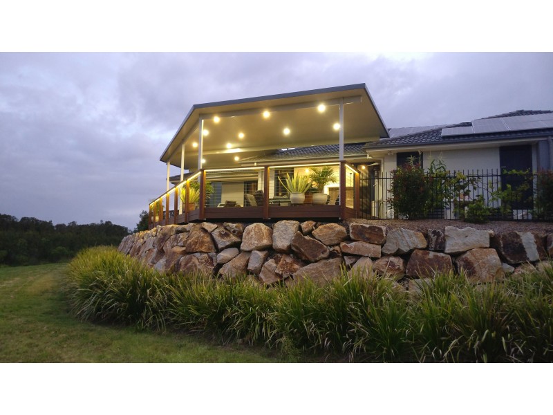 43 Whitsunday Circuit, Pimpama QLD 4209