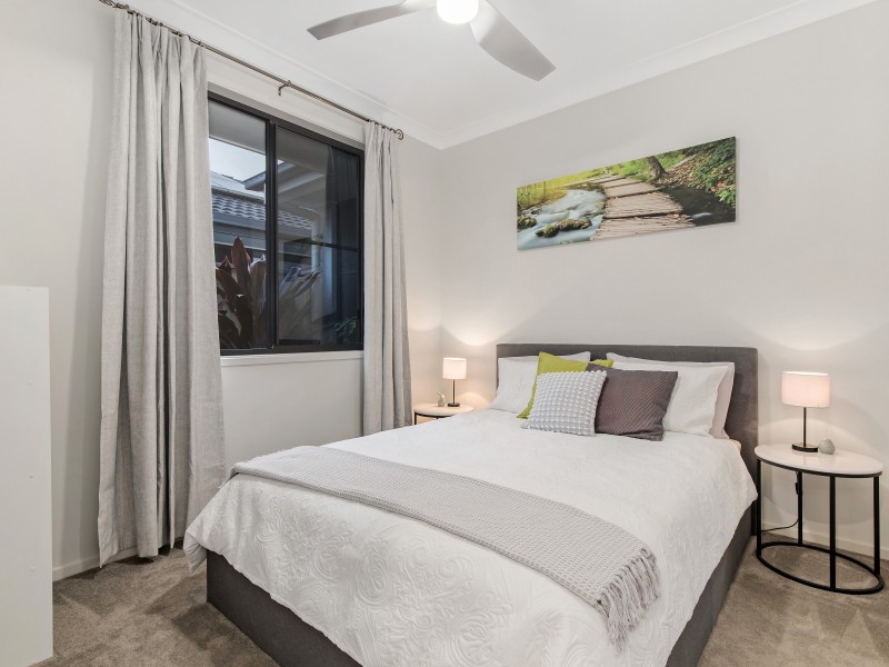 43 Whitsunday Circuit, Pimpama QLD 4209