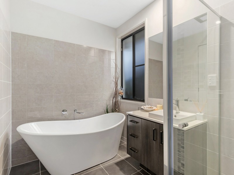 43 Whitsunday Circuit, Pimpama QLD 4209