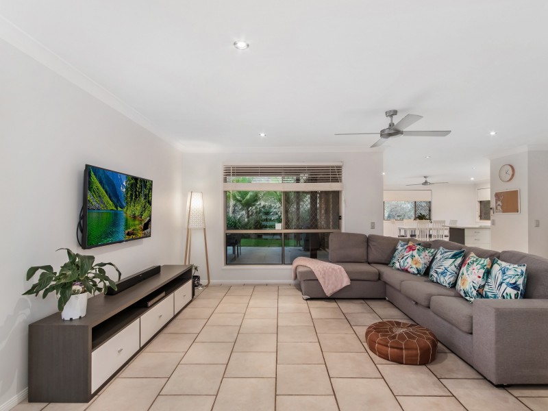 20 Carner Court, Parkwood QLD 4214