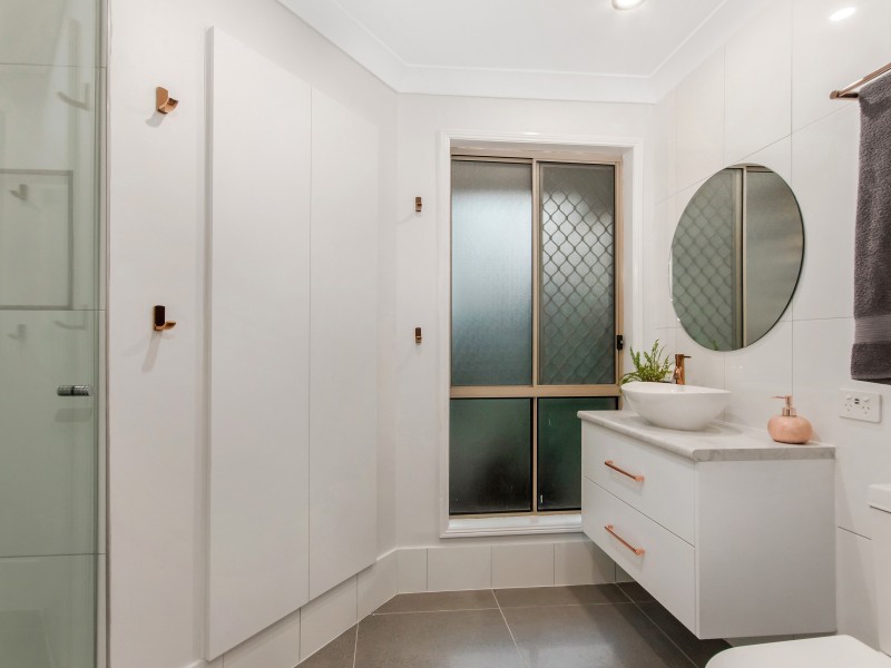 20 Carner Court, Parkwood QLD 4214