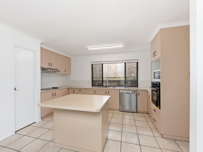 29 Sweetgum Street, Ashmore QLD 4214