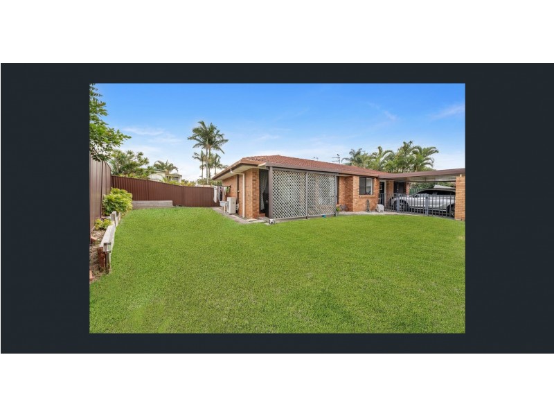 2/32 Botanical Drive, Labrador QLD 4215