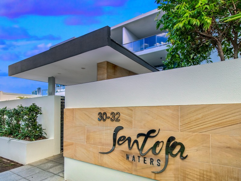 209/30 Paradise Island, Surfers Paradise QLD 4217