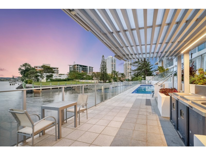 209/30 Paradise Island, Surfers Paradise QLD 4217