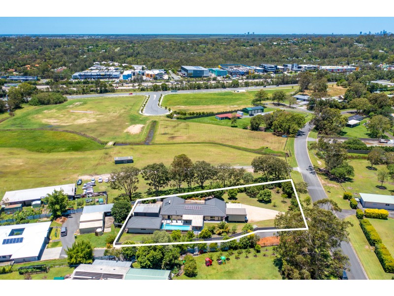 1/14 Oberon Way, Oxenford QLD 4210