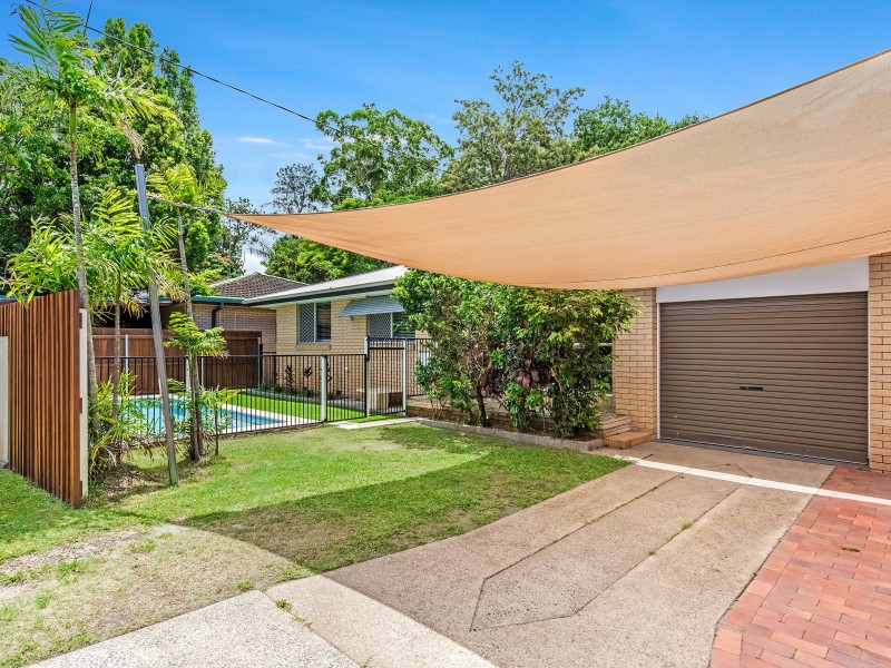 15 Celebes Avenue, Palm Beach QLD 4221