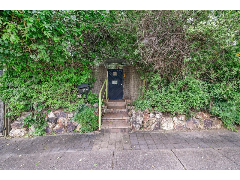 31 Forrest Avenue, Molendinar QLD 4214