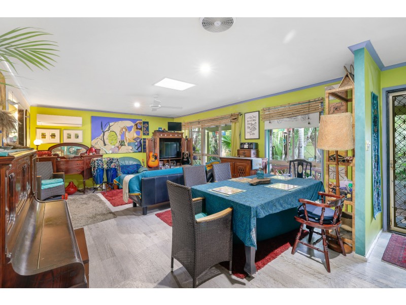 31 Forrest Avenue, Molendinar QLD 4214