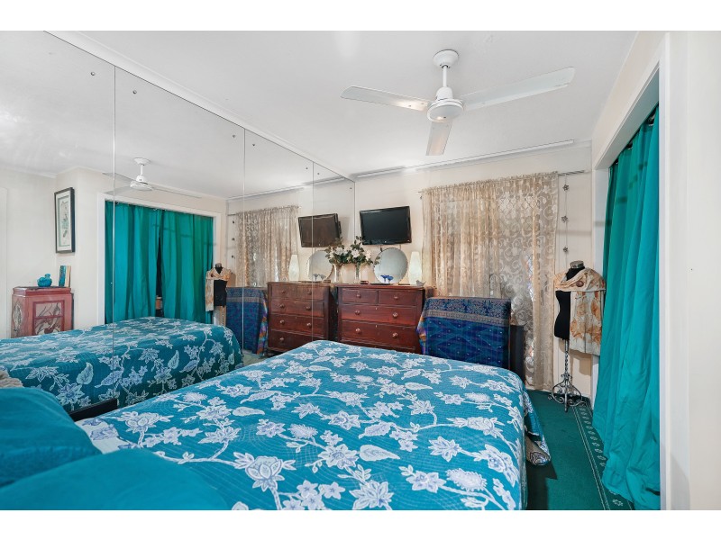 31 Forrest Avenue, Molendinar QLD 4214