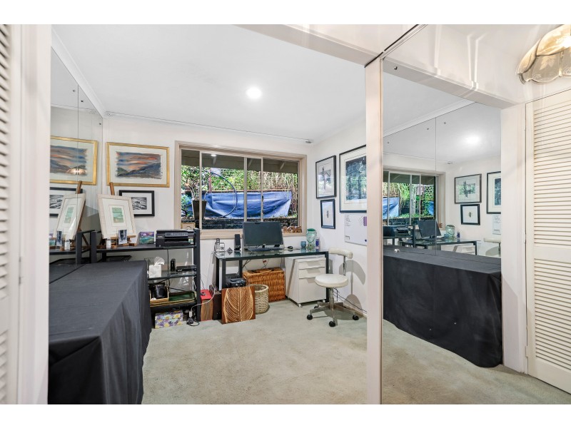 31 Forrest Avenue, Molendinar QLD 4214