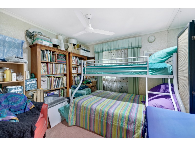31 Forrest Avenue, Molendinar QLD 4214