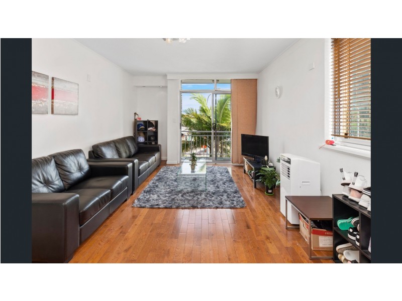 11/120 Esplanade, Surfers Paradise QLD 4217