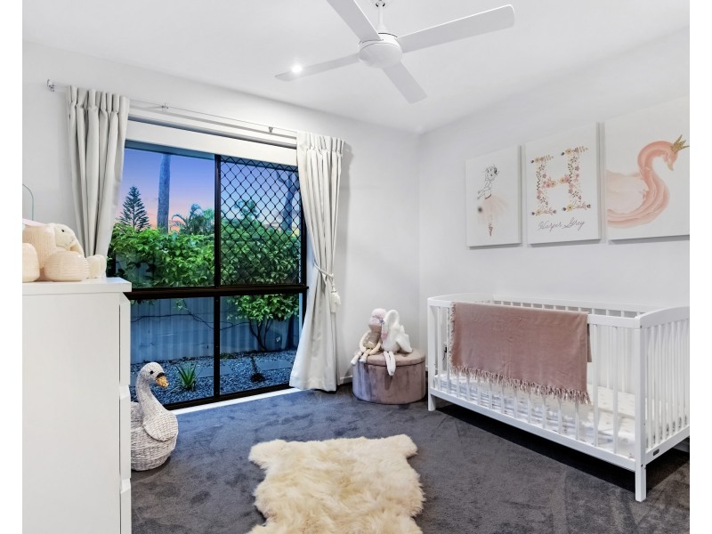 62 Usher Avenue, Labrador QLD 4215