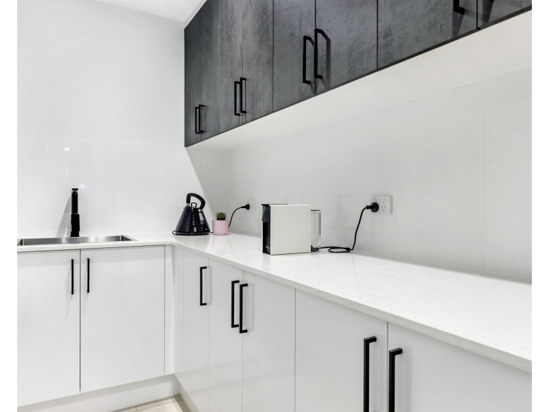 62 Usher Avenue, Labrador QLD 4215