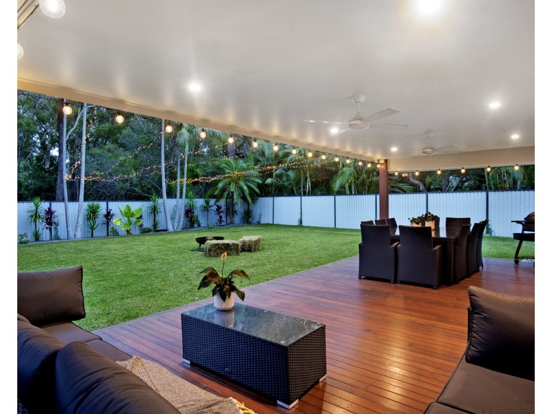 62 Usher Avenue, Labrador QLD 4215