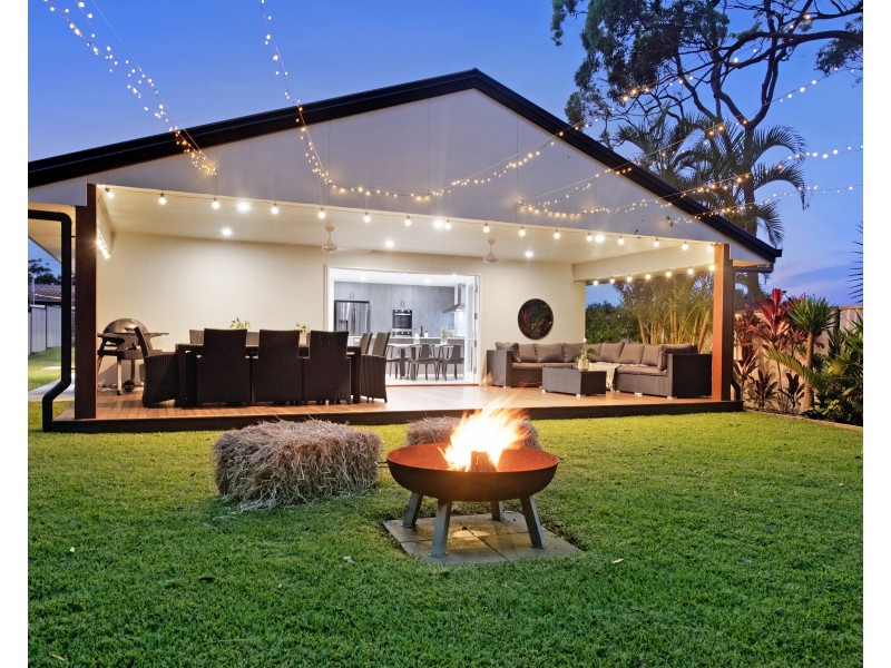 62 Usher Avenue, Labrador QLD 4215