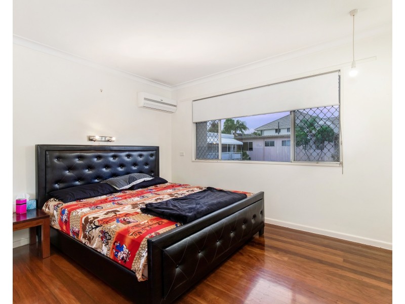 1/10 Stanhill Drive, Chevron Island QLD 4217