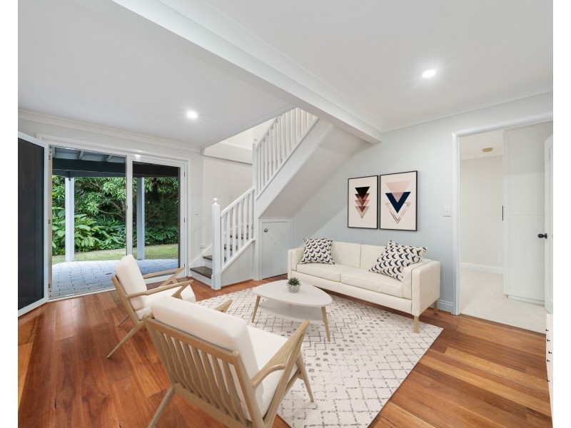 13 Shannan Place, Kenmore Hills QLD 4069