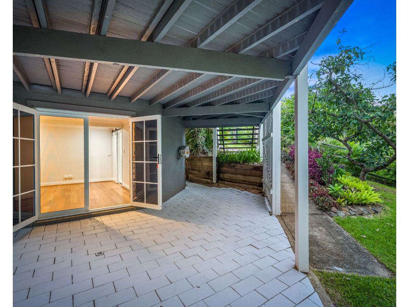 13 Shannan Place, Kenmore Hills QLD 4069