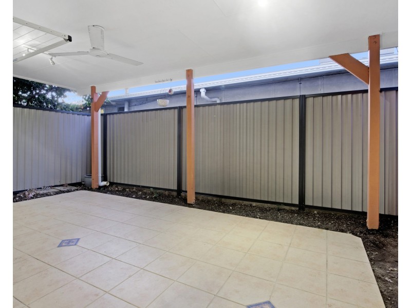 9/3 Proud Street, Labrador QLD 4215