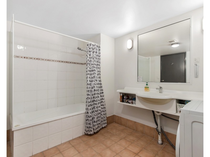 209/140 Ferny Avenue, Surfers Paradise QLD 4217