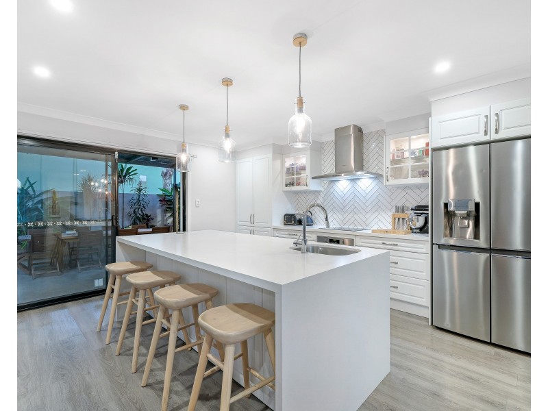 64 Clear River Bvd, Ashmore QLD 4214