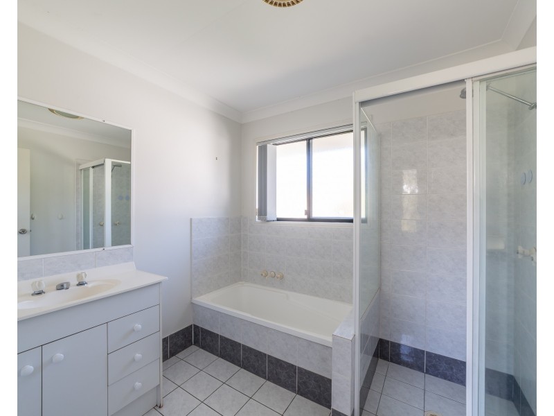 51 Clear River Boulevard, Ashmore QLD 4214