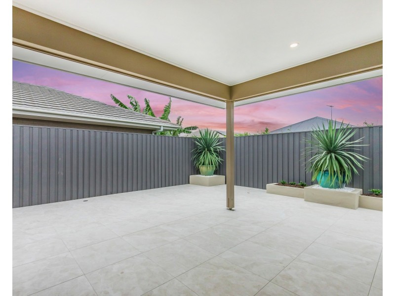 93 Lindeman Circuit, Pimpama QLD 4209