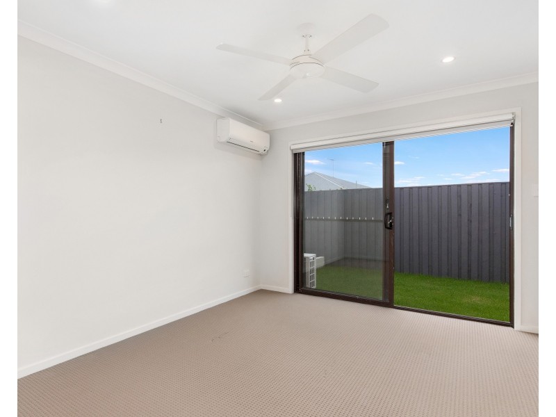 93 Lindeman Circuit, Pimpama QLD 4209