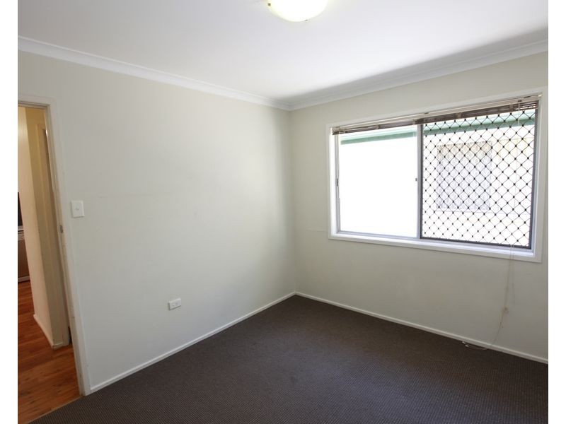 3/20 Parneno Street, Chevron Island QLD 4217