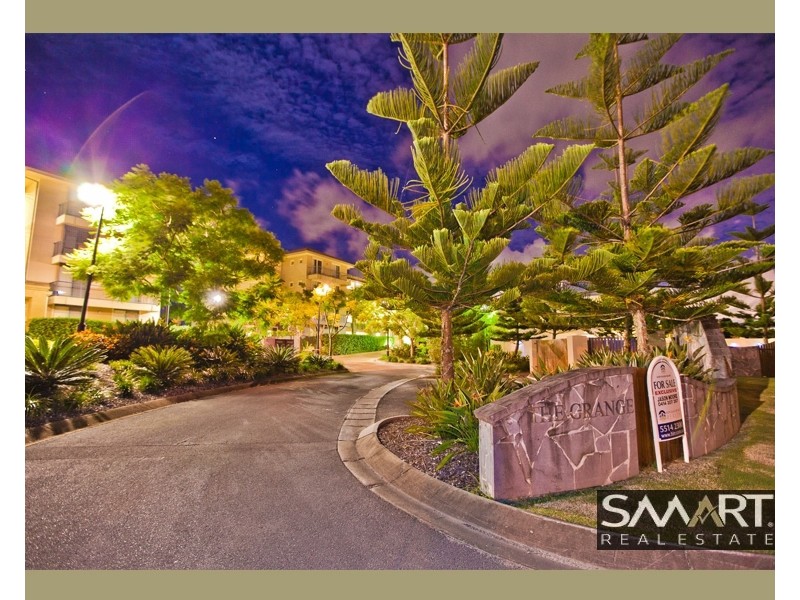 8489 Magnolia Drive East, Hope Island QLD 4212