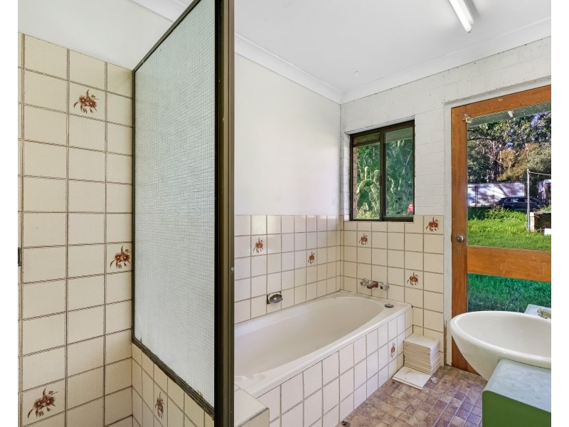 109 Sandy Creek Road, Yatala QLD 4207